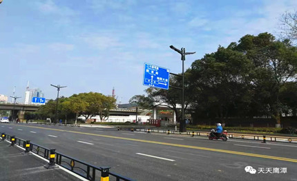 鷹潭首條智慧大道上這些智慧路燈，是怎樣使用“三頭六臂”的？
