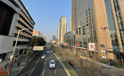 超1200根智慧路燈！ 華體科技“多桿合一”智慧路燈即將為成都一環(huán)路增光