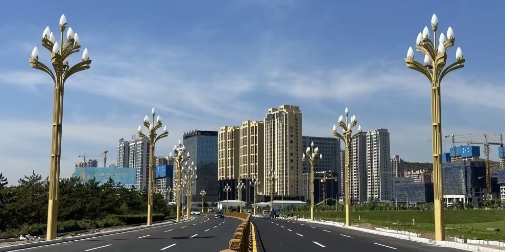 陜西榆林 | 玉蘭燈映府谷，黃河路上璀璨生輝